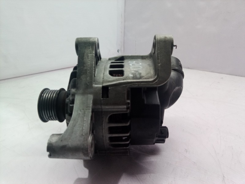 Recambio de alternador para bmw serie 5 berlina (e39) 520i referencia OEM IAM 0986040390 0986040390 0986040390