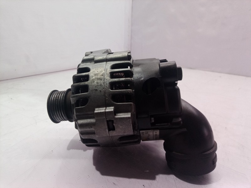 Recambio de alternador para bmw serie 5 berlina (e39) 520i referencia OEM IAM 0986040390 0986040390 0986040390