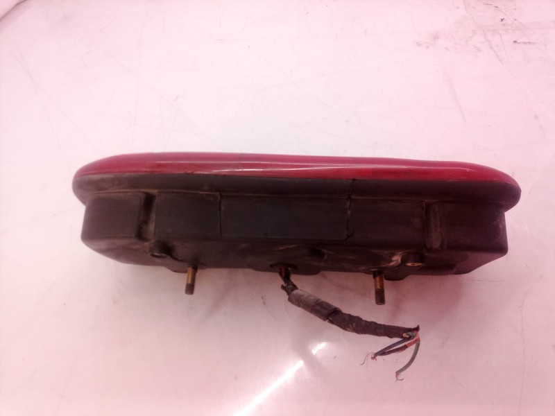 Recambio de piloto trasero izquierdo para nissan cabstar tlo referencia OEM IAM   