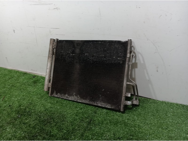 Recambio de condensador / radiador aire acondicionado para kia cee´d emotion referencia OEM IAM 976061H600 976061H600 976061H600