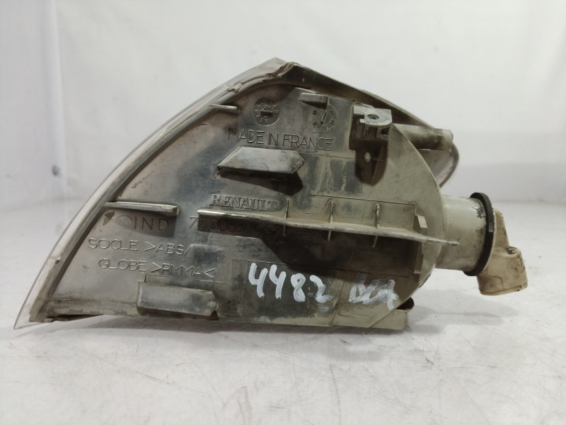 Recambio de piloto delantero derecho para renault megane i classic (la0) 1.6e rn referencia OEM IAM 7701040713  