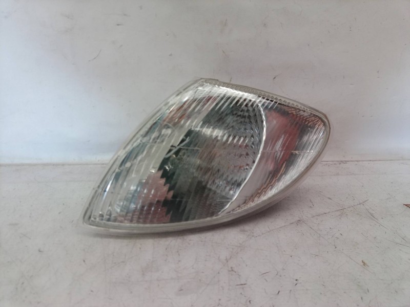 Recambio de piloto delantero izquierdo para renault megane i classic (la0) 1.6e rn referencia OEM IAM 7701040712  