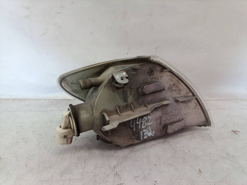 Recambio de piloto delantero izquierdo para renault megane i classic (la0) 1.6e rn referencia OEM IAM 7701040712  