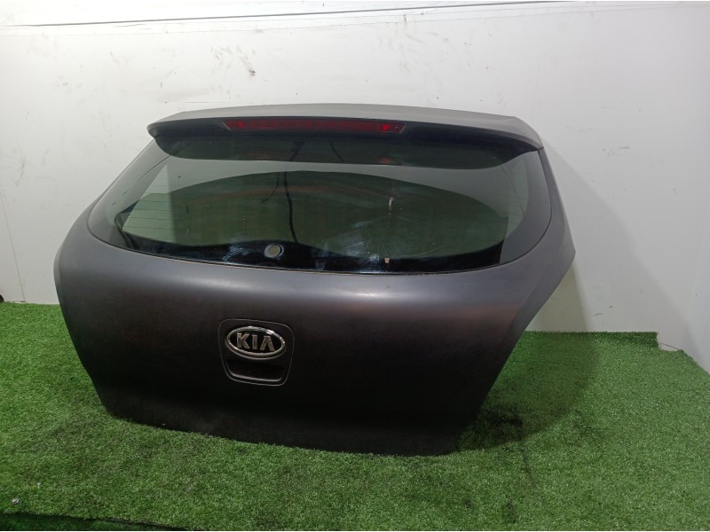 Recambio de porton trasero para kia cee´d emotion referencia OEM IAM   