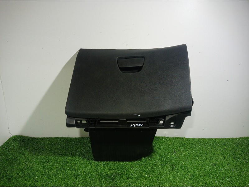 Recambio de guantera para peugeot 208 active referencia OEM IAM 9673811277 9673811277 1089146X