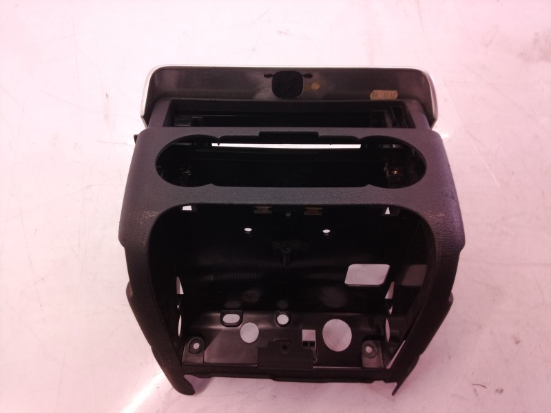 Recambio de moldura para audi tt (8n3/8n9) 1.8 20v turbo referencia OEM IAM 8N0863243 8N0863243 8N0863243