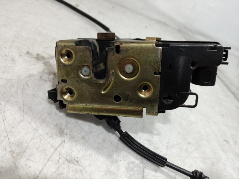 Recambio de cerradura puerta delantera derecha para peugeot 307 cc (s2) básico referencia OEM IAM 52229180 52229180 52229180