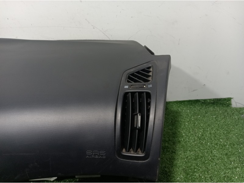 Recambio de salpicadero para kia cee´d emotion referencia OEM IAM 847101H000EQ 847101H000EQ 847101H000