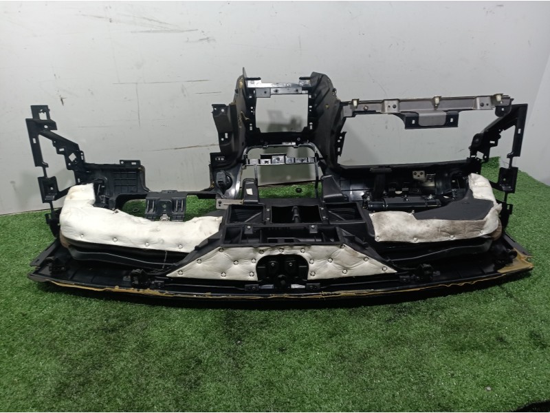 Recambio de salpicadero para kia cee´d emotion referencia OEM IAM 847101H000EQ 847101H000EQ 847101H000