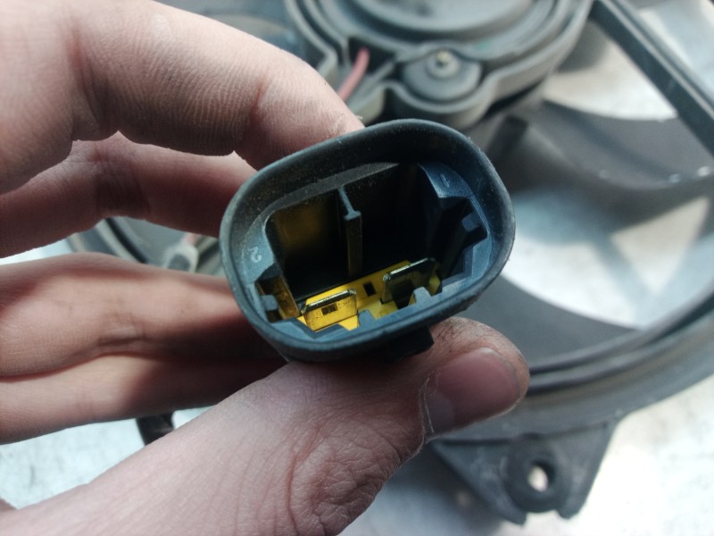 Recambio de electroventilador para peugeot 307 cc (s2) básico referencia OEM IAM 1253K2 1253K2 1253K2