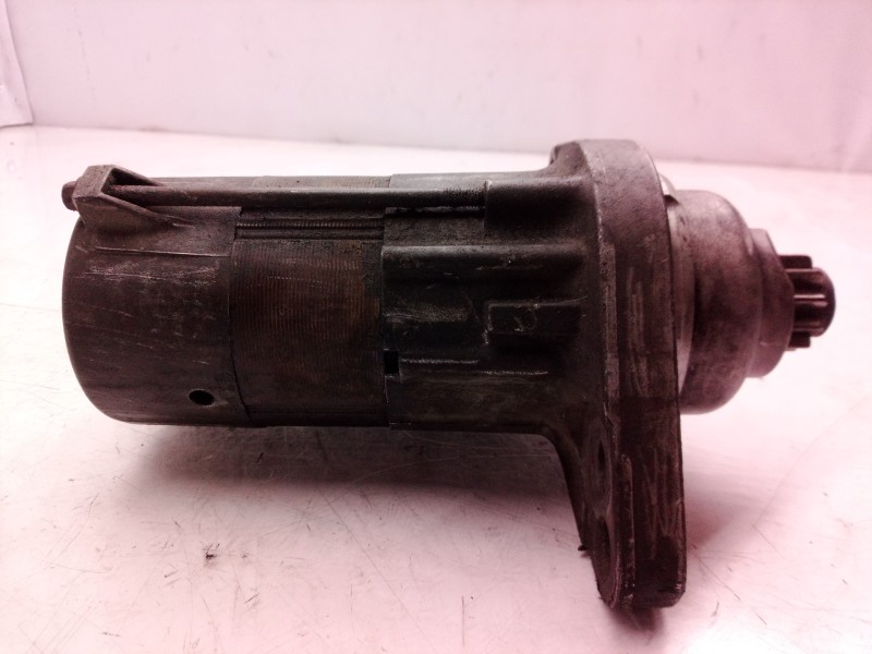 Recambio de motor arranque para volkswagen golf v berlina (1k1) gt sport referencia OEM IAM   