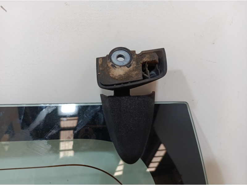 Recambio de porton trasero para peugeot 107 básico referencia OEM IAM   