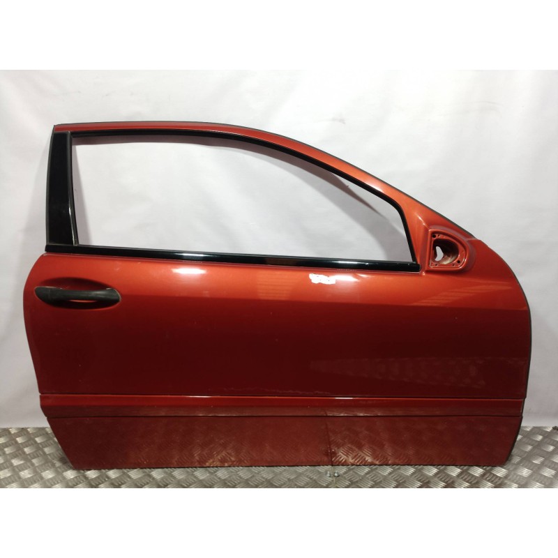 Recambio de puerta delantera derecha para mercedes-benz clase c (w203) sportcoupe c 200 compressor (203.745) referencia OEM IAM 