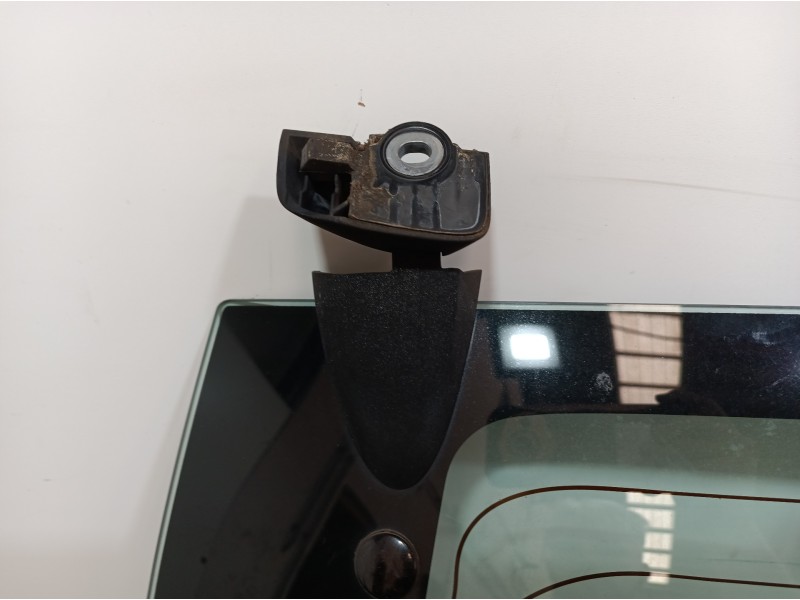 Recambio de porton trasero para peugeot 107 básico referencia OEM IAM   