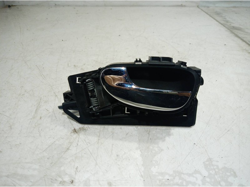 Recambio de maneta interior delantera izquierda para peugeot 307 cc (s2) básico referencia OEM IAM 9643604577 9643604577 9643604