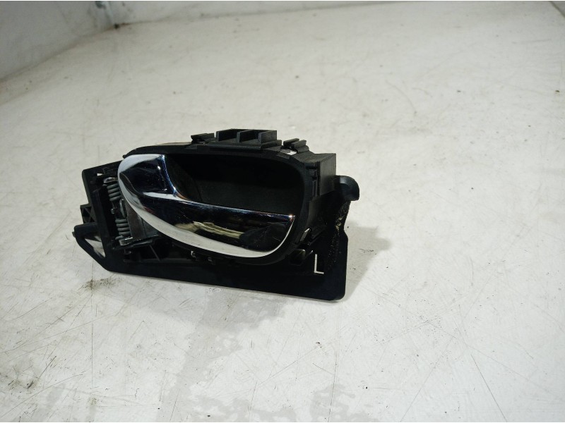 Recambio de maneta interior delantera izquierda para peugeot 307 cc (s2) básico referencia OEM IAM 9643604577 9643604577 9643604