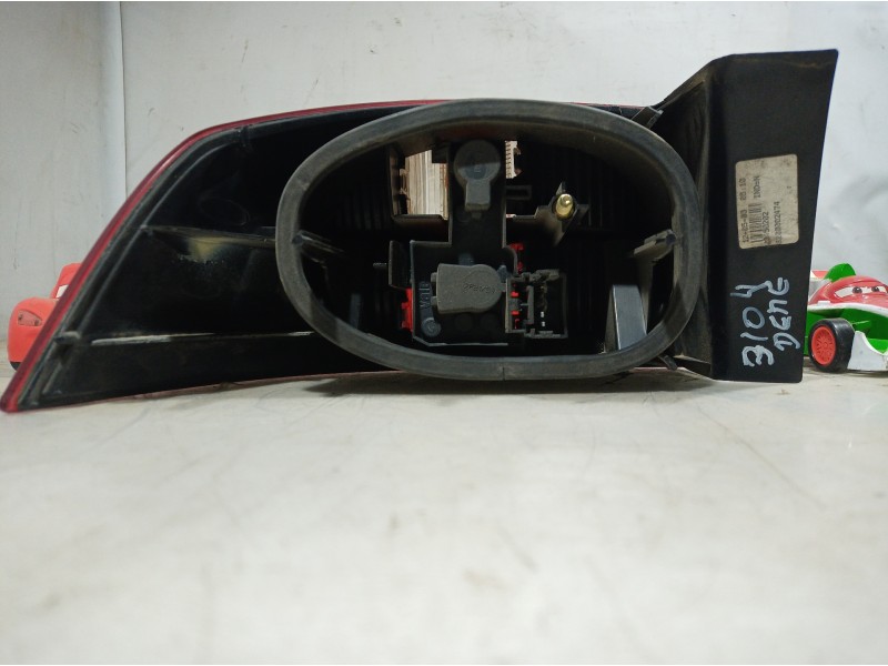 Recambio de piloto trasero derecho para renault laguna ii (bg0) authentique referencia OEM IAM 8200002474 8200002474 8200002474