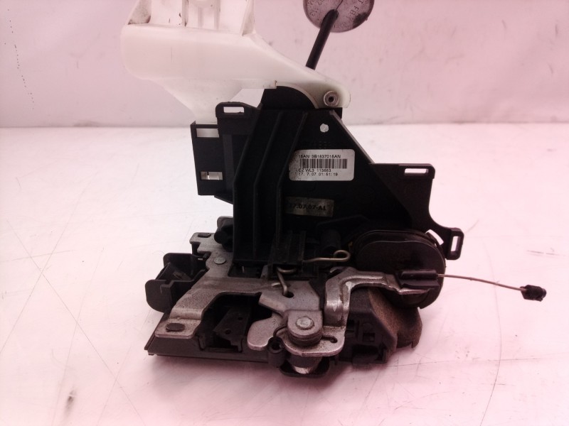 Recambio de cerradura puerta delantera izquierda para volkswagen caddy ka/kb (2k) referencia OEM IAM   