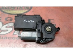 Recambio de motor elevalunas delantero izquierdo para audi a4 berlina (8e) 1.8 t quattro referencia OEM IAM 105840103 8E1959801B