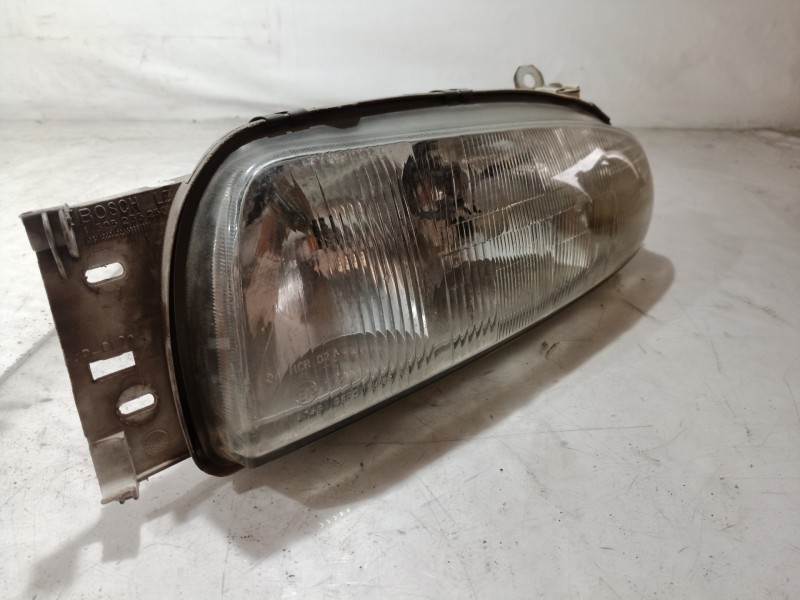 Recambio de faro izquierdo para ford fiesta berlina básico referencia OEM IAM 1042631 1042631 1042631