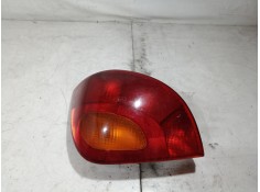 Recambio de piloto trasero izquierdo para ford fiesta berlina básico referencia OEM IAM 1044156 1044156 1044156