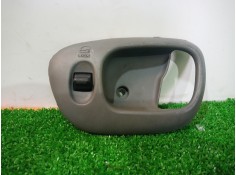 Recambio de mando elevalunas delantero derecho para chrysler voyager (rg) 2.8 crd executive referencia OEM IAM 04685727AB 046857