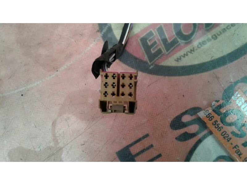 Recambio de retrovisor izquierdo para volkswagen polo (9n1) referencia OEM IAM   