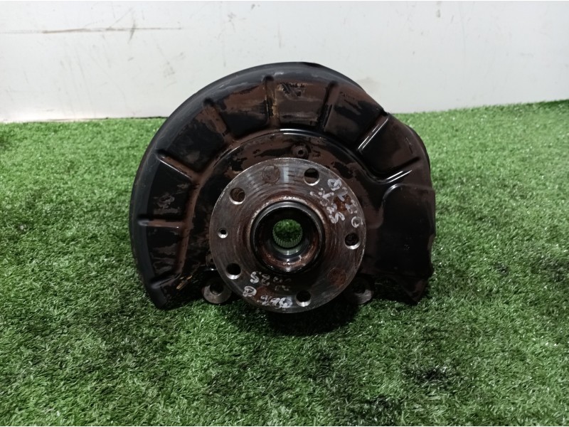 Recambio de mangueta delantera izquierda para volkswagen golf vi (5k1) advance referencia OEM IAM   