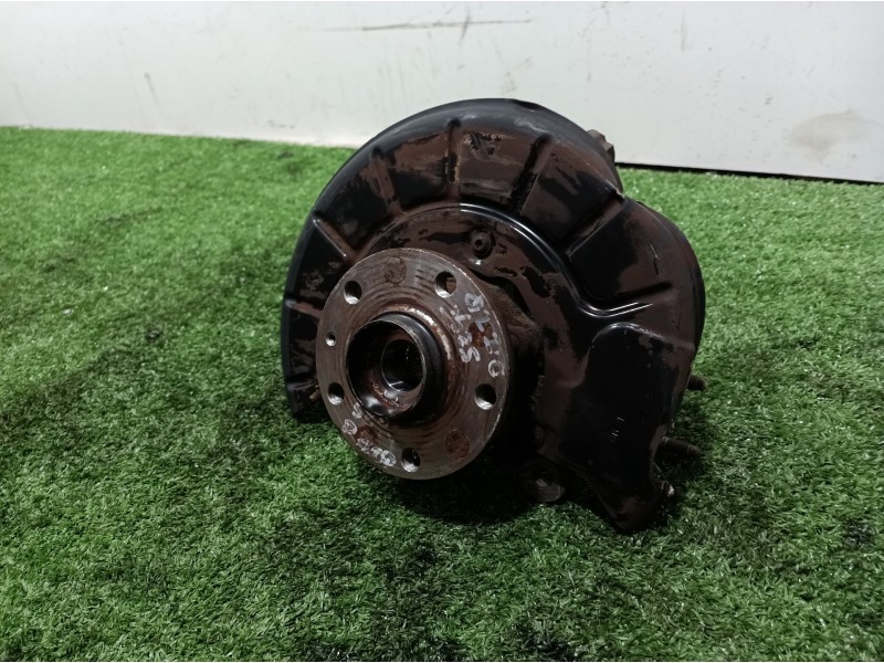 Recambio de mangueta delantera izquierda para volkswagen golf vi (5k1) advance referencia OEM IAM   