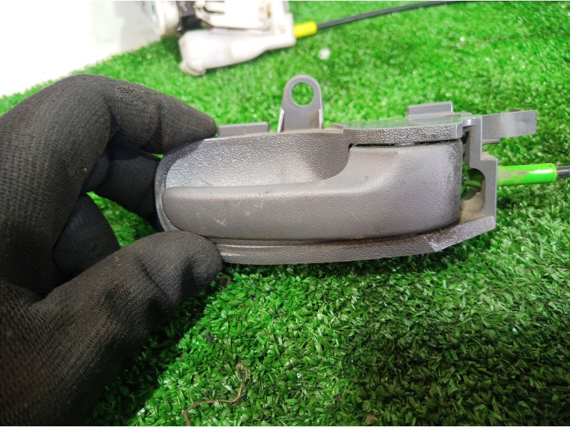 Recambio de cerradura puerta trasera derecha para peugeot 107 básico referencia OEM IAM   