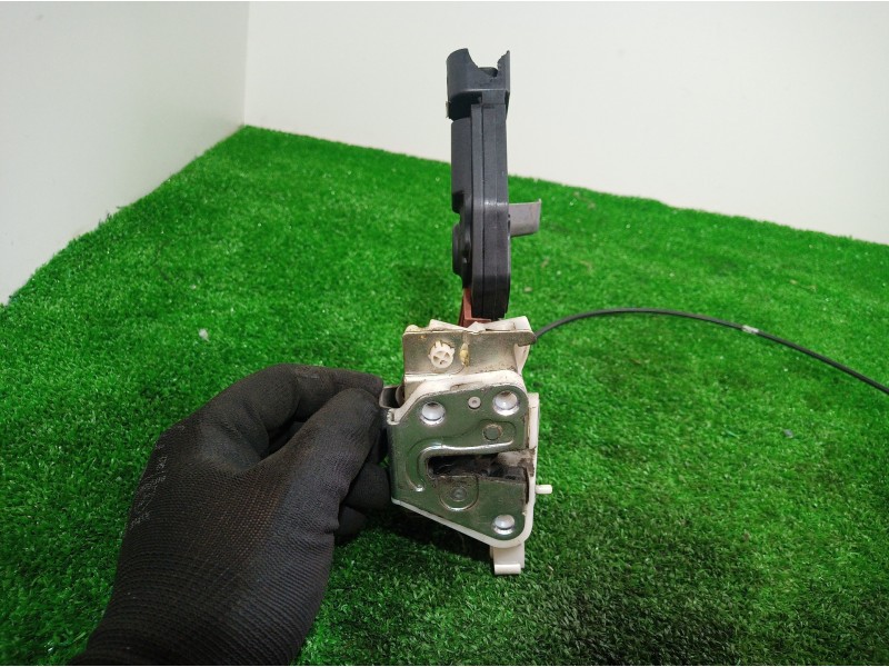 Recambio de cerradura puerta trasera derecha para peugeot 107 básico referencia OEM IAM   