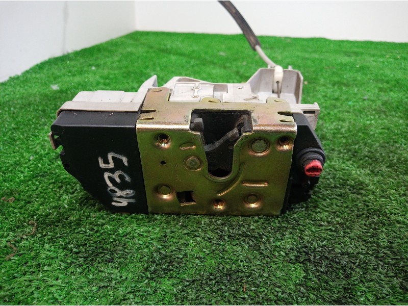 Recambio de cerradura puerta delantera derecha para peugeot 307 break / sw (s1) 2.0 hdi cat referencia OEM IAM   