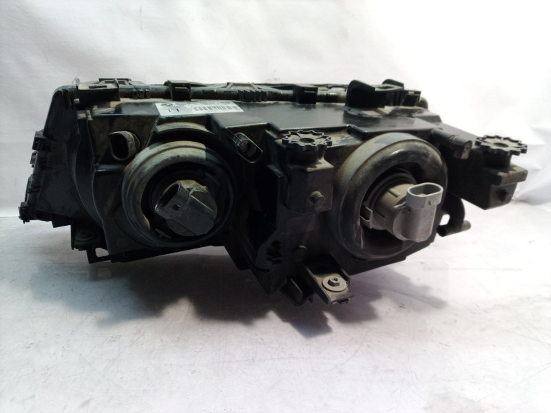 Recambio de faro derecho para bmw serie 3 touring (e46) 330xi referencia OEM IAM 5830100001 5830100001 5830100001