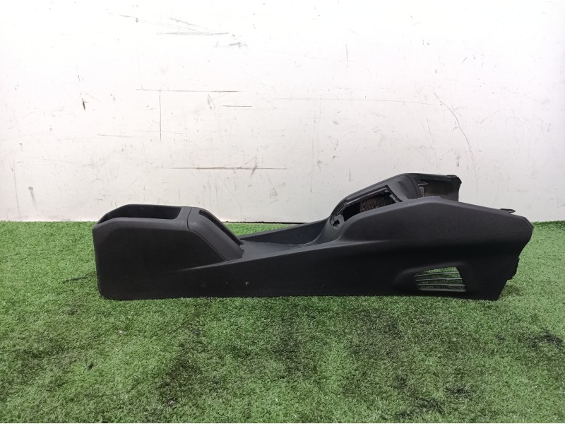 Recambio de consola central tras. para peugeot 208 active referencia OEM IAM 9672829777 9672829777 9672829777