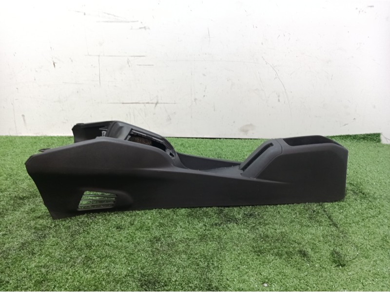 Recambio de consola central tras. para peugeot 208 active referencia OEM IAM 9672829777 9672829777 9672829777