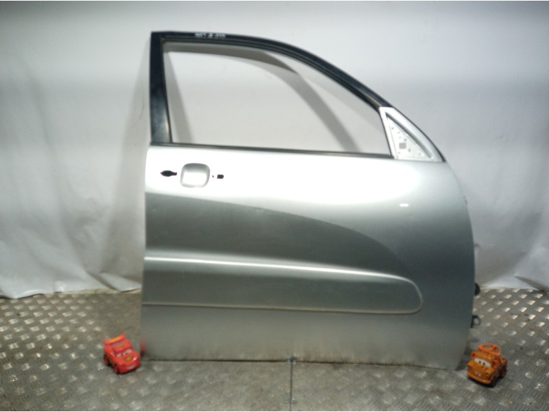 Recambio de puerta delantera derecha para toyota rav 4 (a2) 2.0 luna 4x4 referencia OEM IAM   