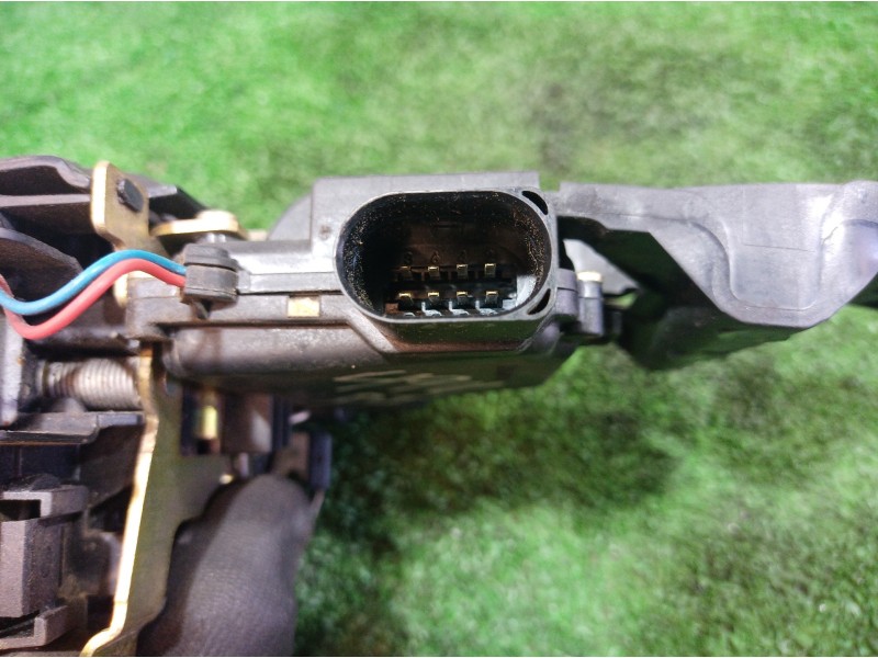 Recambio de cerradura puerta delantera izquierda para volkswagen passat berlina (3b2) comfortline referencia OEM IAM   