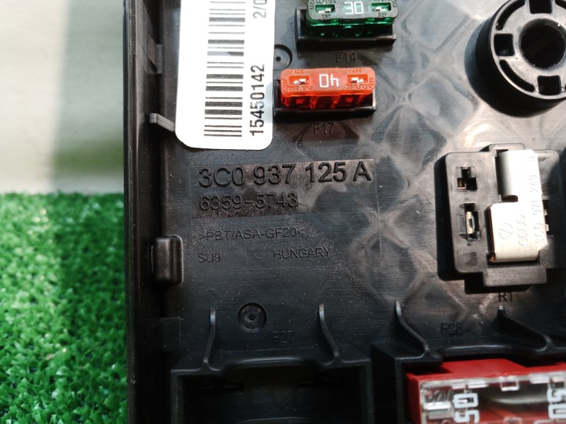 Recambio de caja reles / fusibles para volkswagen passat lim. (362) exclusive bluemotion referencia OEM IAM 3C0937125A 3C0937125