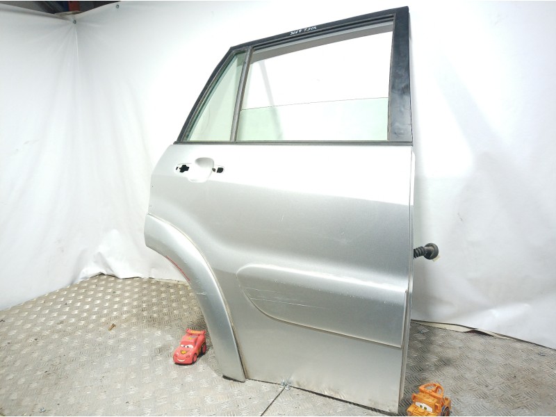 Recambio de puerta trasera derecha para toyota rav 4 (a2) 2.0 luna 4x4 referencia OEM IAM   
