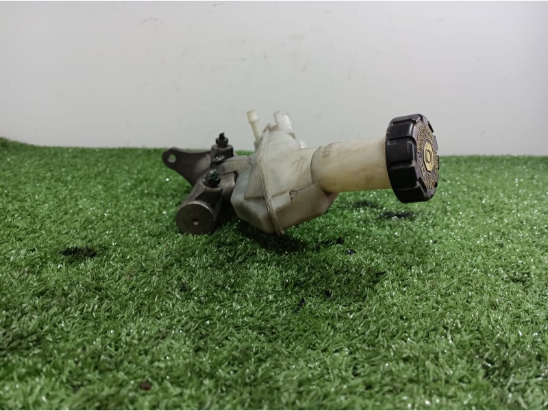 Recambio de bomba freno para renault clio iii 20 aniversario referencia OEM IAM 8200129956 8200129956 8200129956