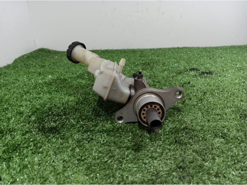 Recambio de bomba freno para renault clio iii 20 aniversario referencia OEM IAM 8200129956 8200129956 8200129956