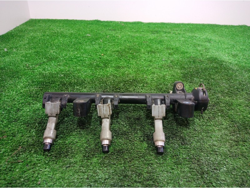 Recambio de rampa inyectora para peugeot 107 básico referencia OEM IAM 238140Q010A 238140Q010A 238140Q010A