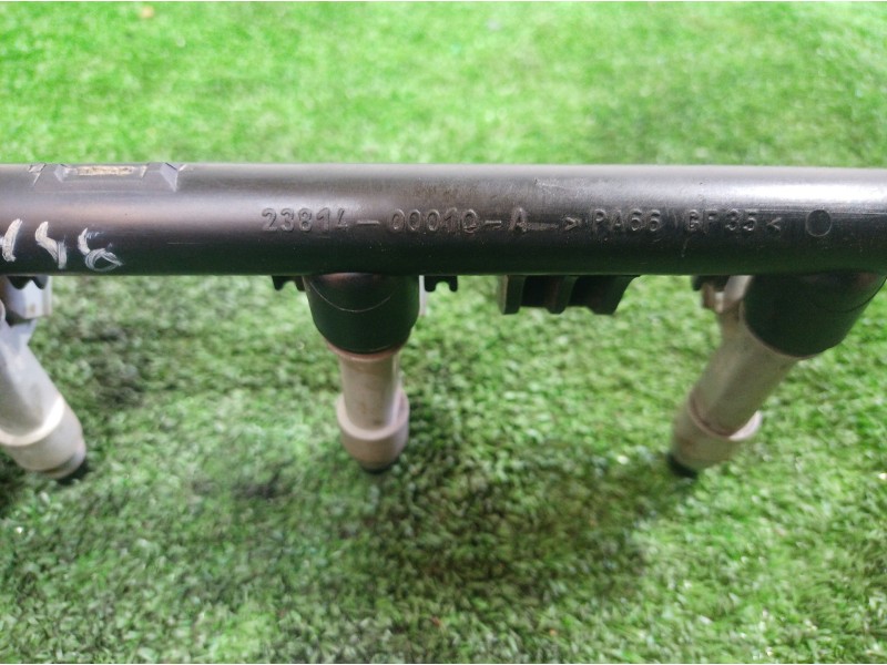 Recambio de rampa inyectora para peugeot 107 básico referencia OEM IAM 238140Q010A 238140Q010A 238140Q010A