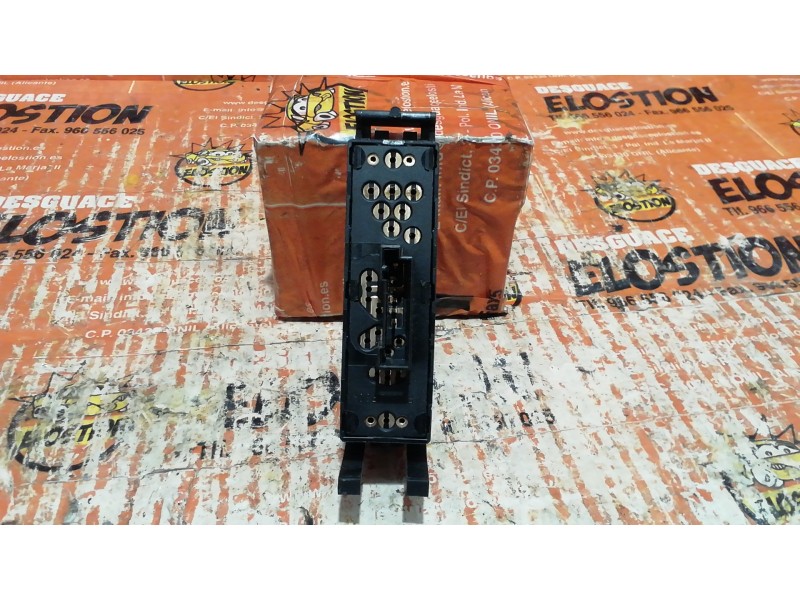 Recambio de mando elevalunas delantero derecho para bmw serie 3 touring (e46) 330xi referencia OEM IAM 6902179 6902179 6902179