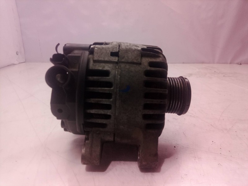 Recambio de alternador para peugeot partner (s2) combiespace referencia OEM IAM 9646321780 9646321780 2543526A