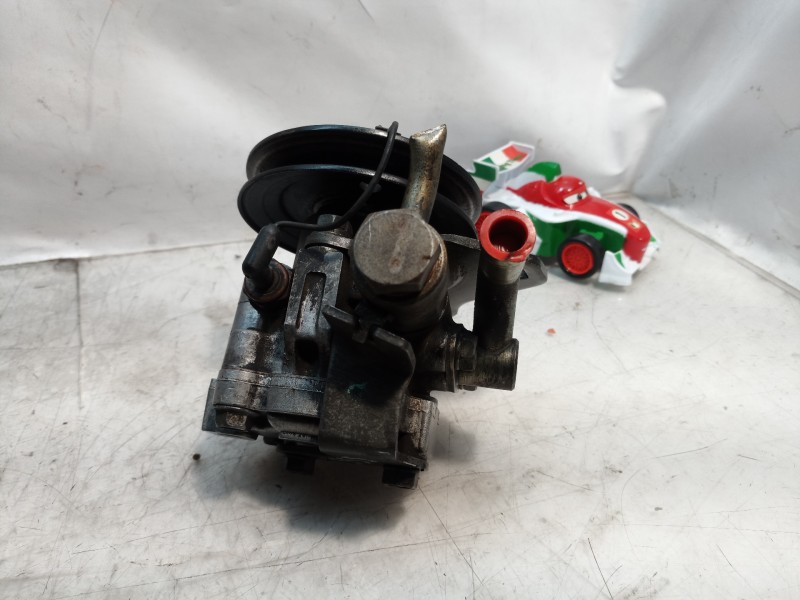 Recambio de bomba direccion para isuzu rodeo referencia OEM IAM   