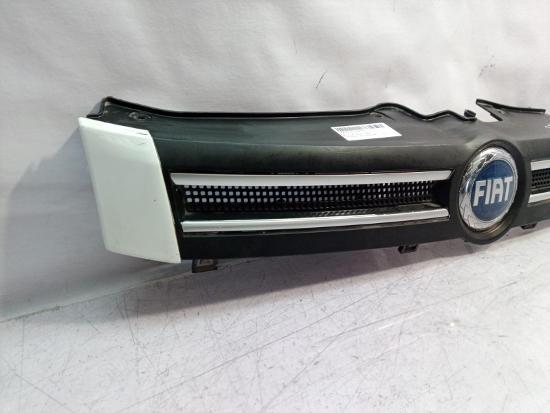 Recambio de rejilla delantera para fiat panda (169) 1.2 8v dynamic referencia OEM IAM   