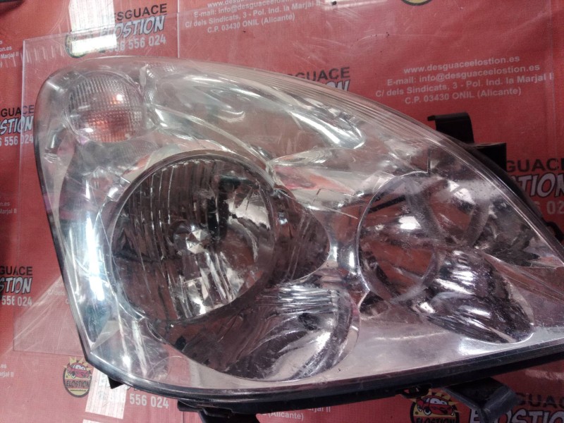 Recambio de faro derecho para toyota corolla verso (r1) 1.8 16v cat referencia OEM IAM   
