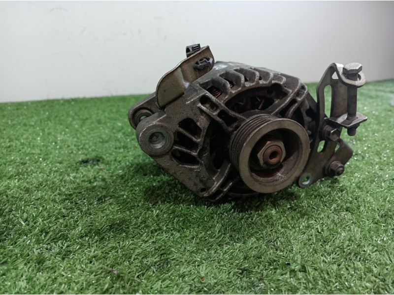 Recambio de alternador para peugeot 107 básico referencia OEM IAM 270600Q010 270600Q010 MS1022118730