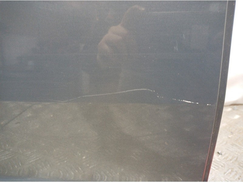 Recambio de puerta trasera derecha para volkswagen touran (1t1) referencia OEM IAM   